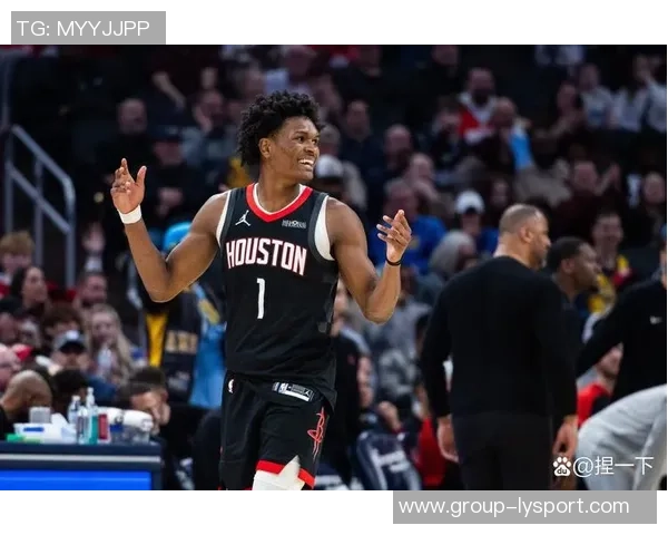 火箭队连胜势头强劲场均净胜195分领跑联盟净效率榜 火箭队连胜势头强劲场均净胜195分领跑联盟净效率榜