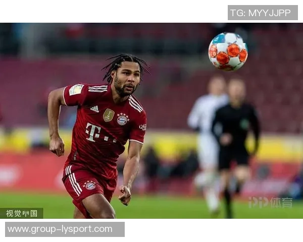 德媒分析拜仁或不加薪格纳布里或将降薪续约两年 德媒分析拜仁或不加薪格纳布里或将降薪续约两年