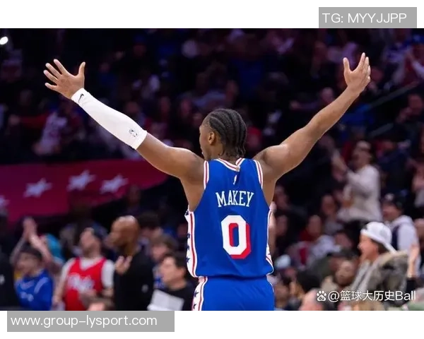 马克西：得分如梦幻般闪耀，勇敢追逐你的篮球梦想