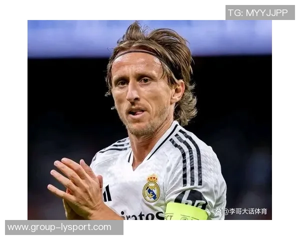 莫德里奇全场表现不佳射门与关键传球均未得分被对手频繁突破评分仅为68 莫德里奇全场表现不佳射门与关键传球均未得分被对手频繁突破评分仅为68